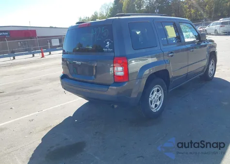 2017 Jeep Patriot Sport Fwd из США, поврежденный, VIN 1C4NJPBA2HD140962